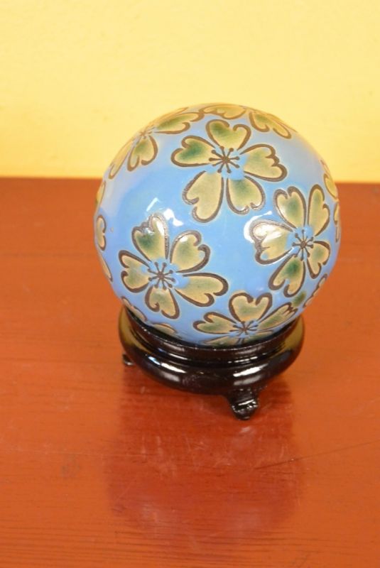 Porcelain Chinese Ball with Stand Blue 2
