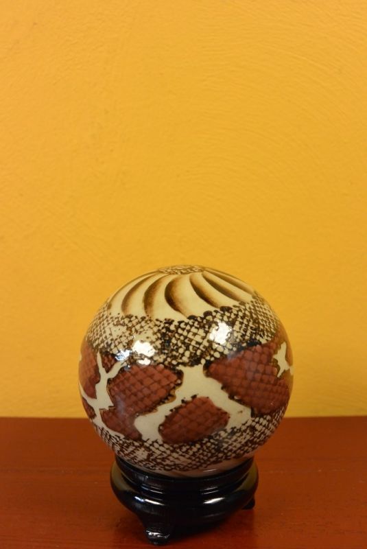Porcelain Chinese Ball with Stand 1
