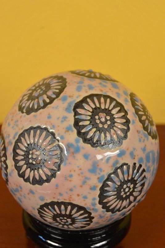 Porcelain Chinese Ball with Stand Pink 5