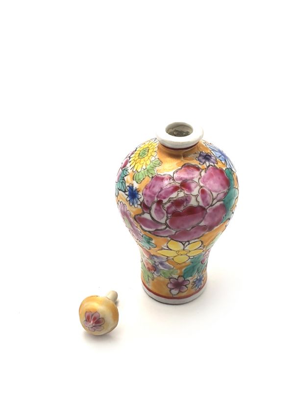 Porzellan Schnupftabakflasche Bunte Blumen 7 3