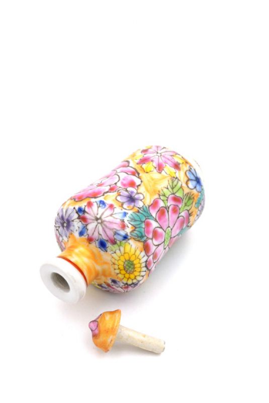 Porzellan Schnupftabakflasche Bunte Blumen 4