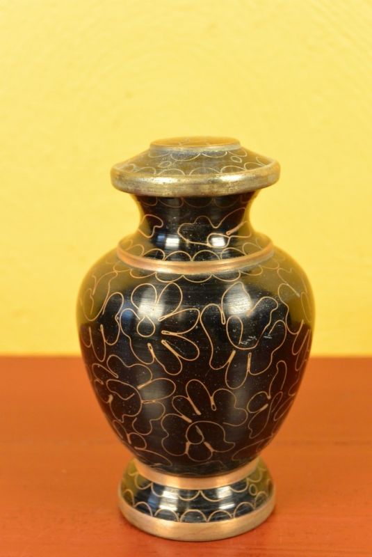 Potiche or Vase in Cloisonné Black 2
