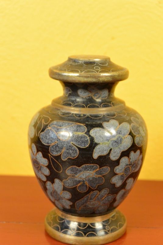 Potiche or Vase in Cloisonné Black Flowers 2