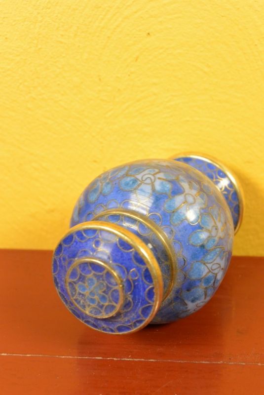 Potiche or Vase in Cloisonné Blue Flowers 4