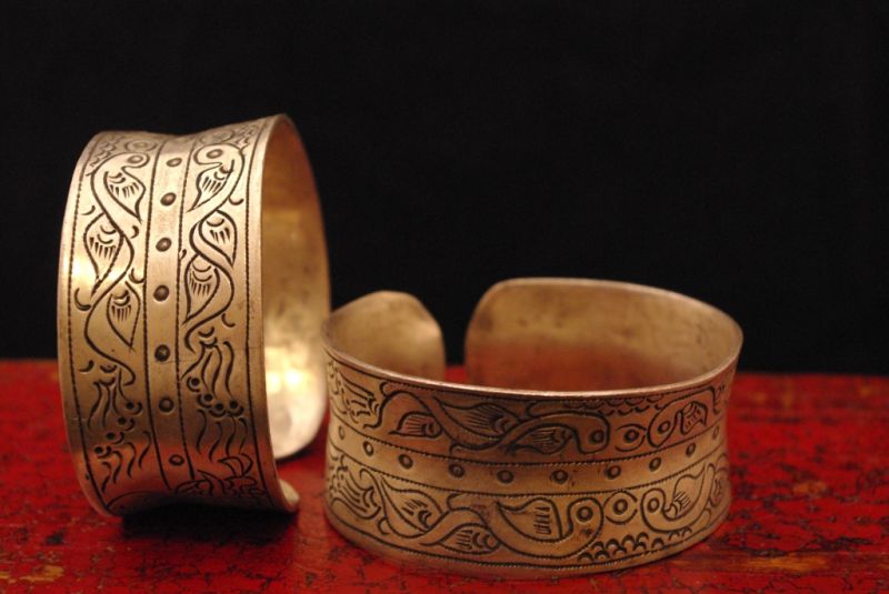 Pulseras Étnicas Motivos chinos grabados 2