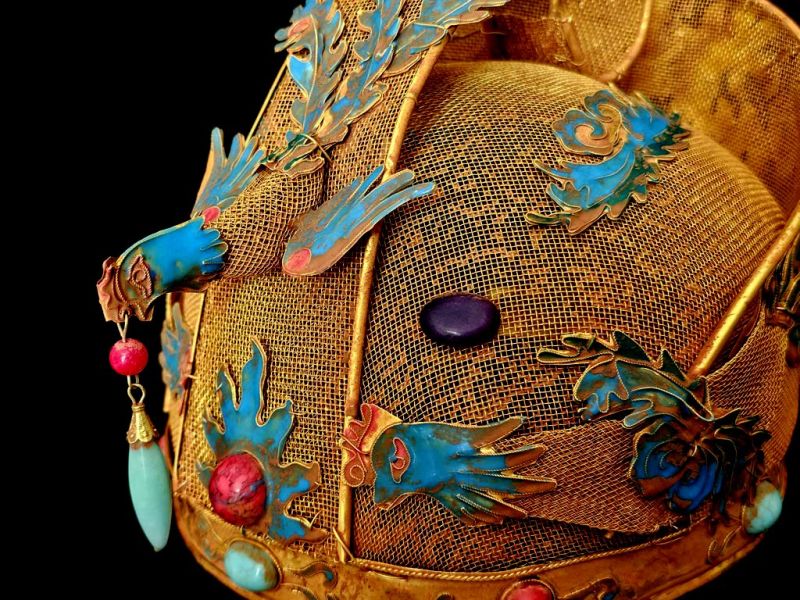 Qing Emperor’s Theatrical Imperial Filigree Headdress with Turquoise Enamels 3
