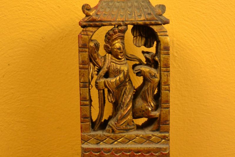 Qing Holzschnitzereien Mensch und Tier 1 2