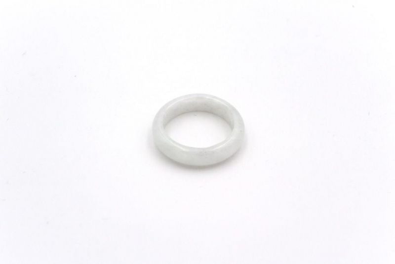 Ring in White Jade - Size 7,25 1