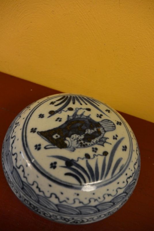 Round Porzellan-Box Fisch 4