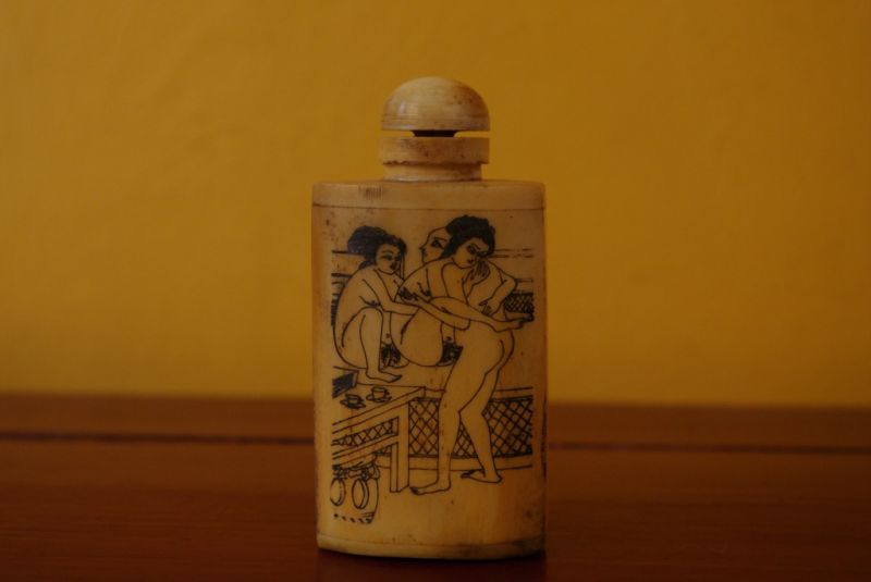 Schnupftabakflasche aus Knochen Chinesische Kamasutra 3 2