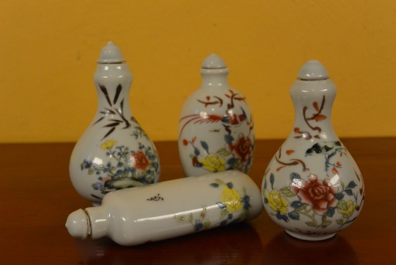 Schnupftabakflasche Blumen und Vögel 2 4