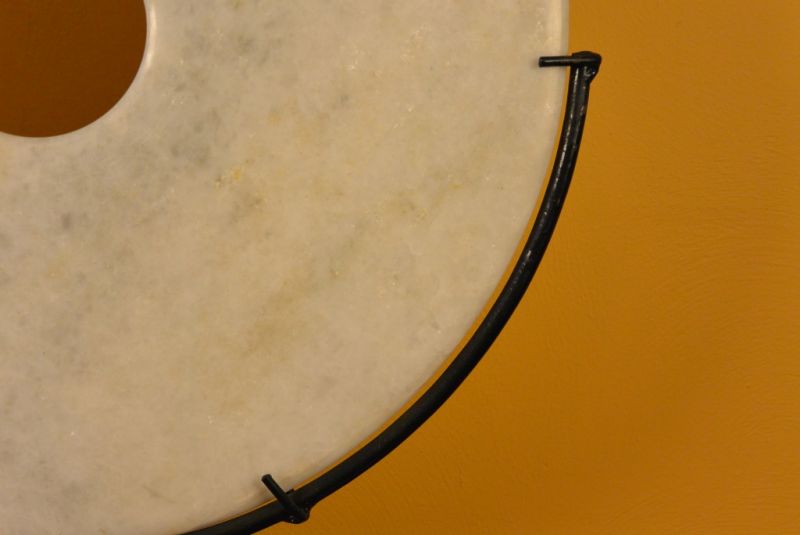 Sehr große Bi-Scheibe aus Jade 40cm Weiß 4