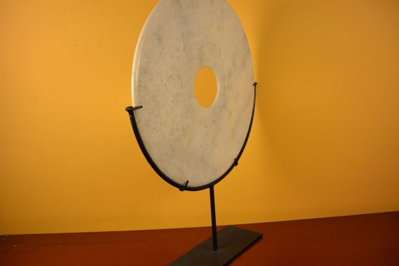 Sehr große Bi-Scheibe aus Jade 40cm Weiß 5