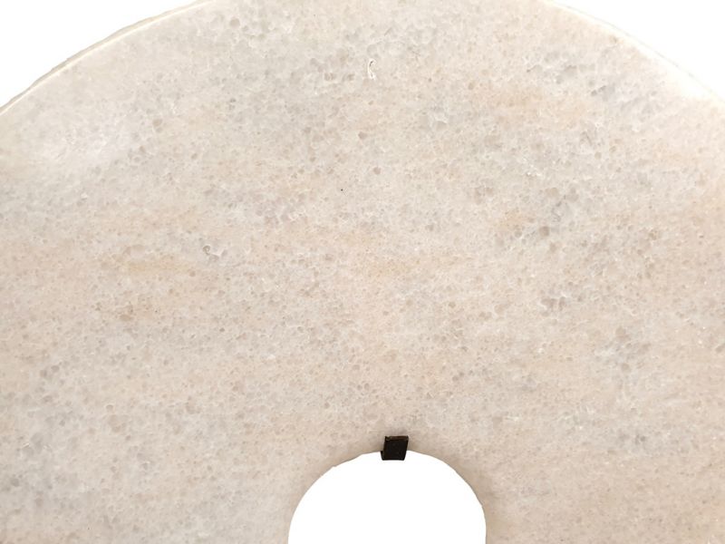 Sehr große Bi-Scheibe aus Jade 40cm Weiß 3