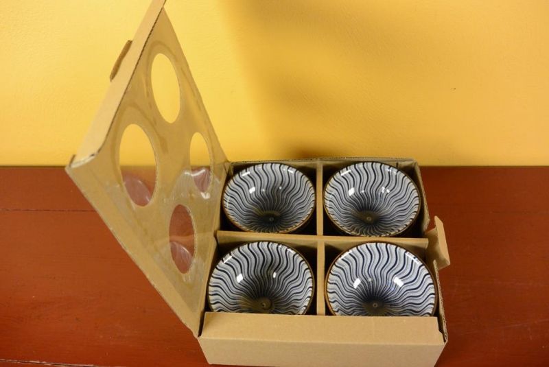 Set mit 8 kleinen Schalen Porzellan - Japan 4