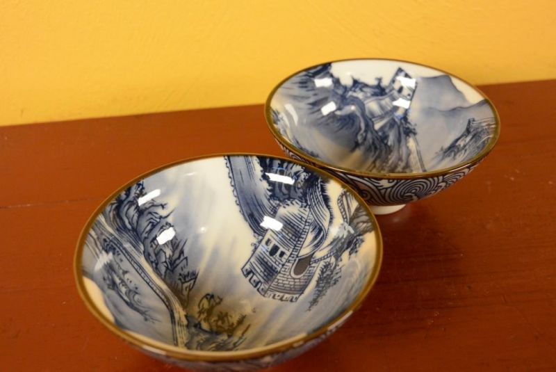 Set mit 8 kleinen Schalen Porzellan - Mauer von China 3