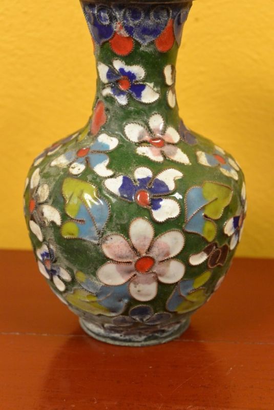 SmallVase in Cloisonné Green Flowers 2