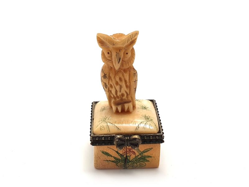 Small bone box Owls 1