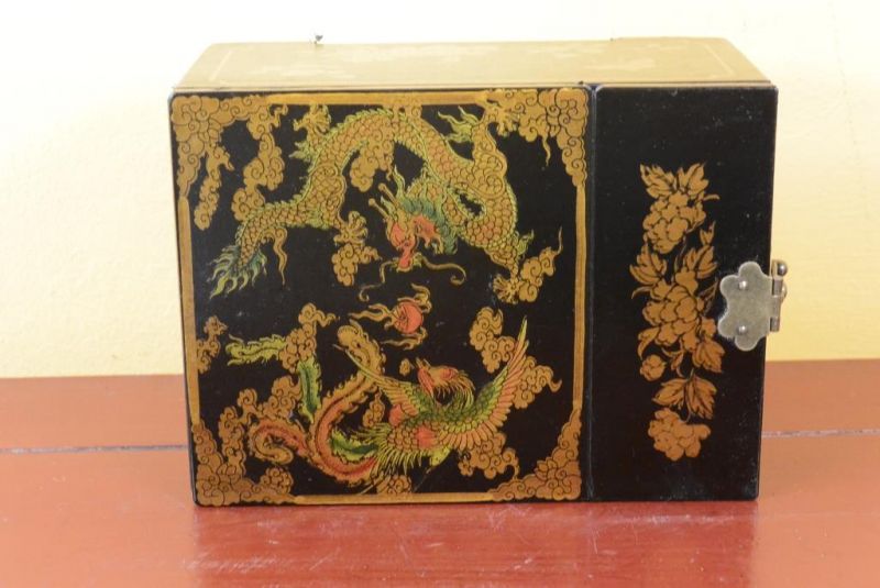Small Chinese Box - Black Dragon and Phoenix 5