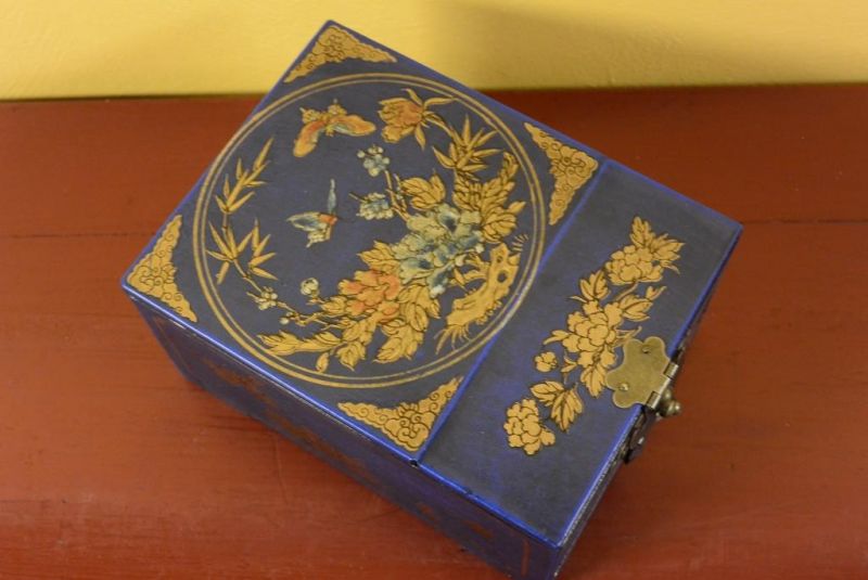 Small Chinese Box - Blue Butterflies 4