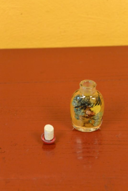 Small Chinese Glass Snuff Bottle Birds 5