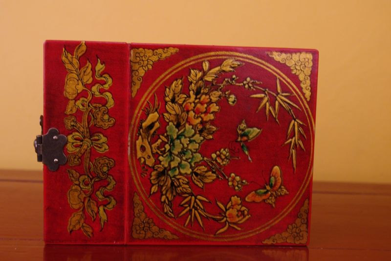 Small Chinese Jewelry Box Butterflies Red 5