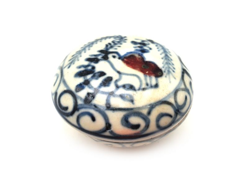 Small Chinese porcelain box - Round - Bird 1