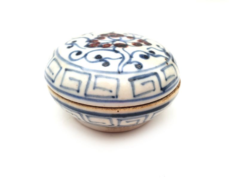 Small Chinese porcelain box - Round - Flower 3