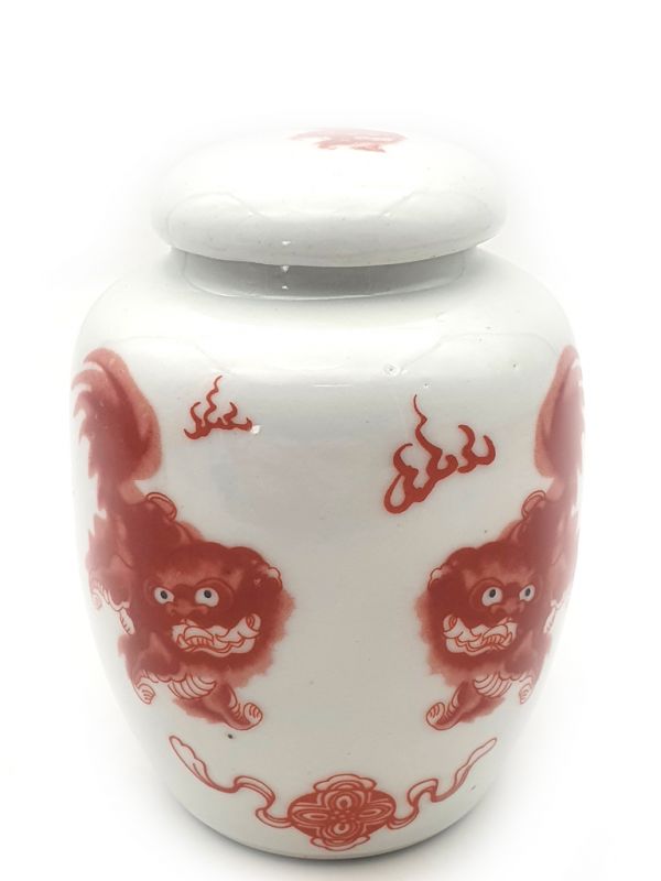Small Chinese Porcelain Colored Potiche - Chinese guardian lions 1