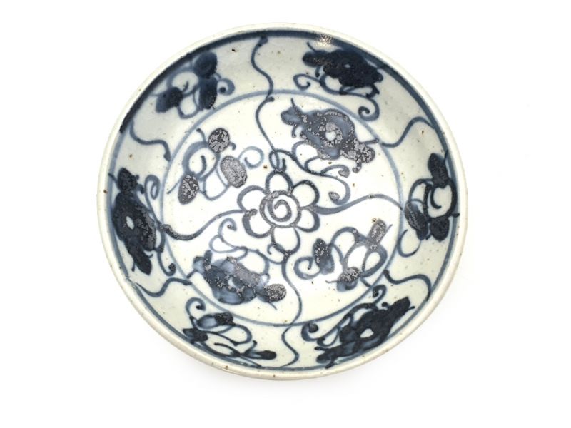 Small Chinese porcelain plate 10cm - Chinese flowers 1
