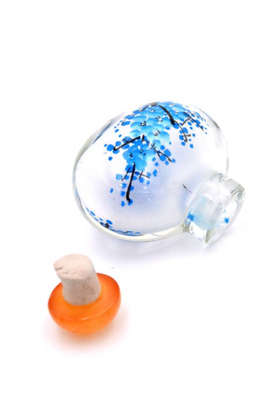 Small Glass Snuff Bottle - Chinese Arist - The blue cherry tree 4