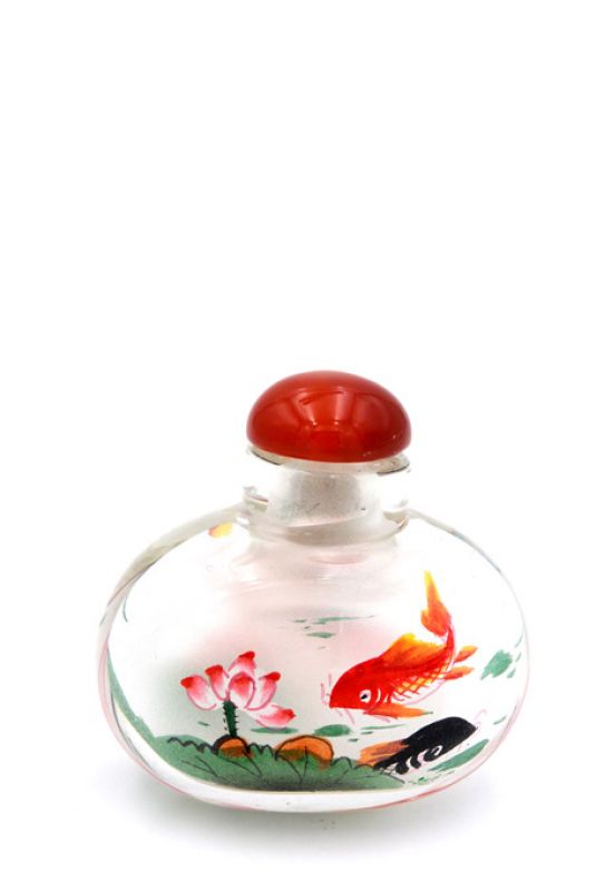 Small Glass Snuff Bottle - Chinese Arist - The Japanese carp 1