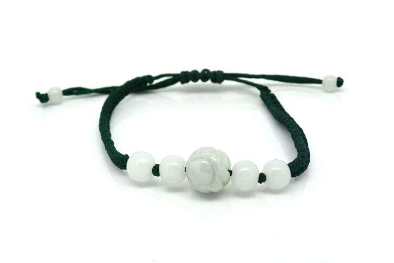 Small Jade Bracelet 5 Beads 1