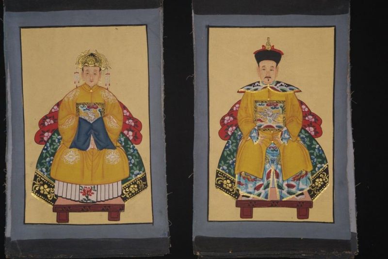Small Ming Chinese ancestors couple Yellow 1