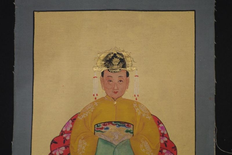 Small Ming Chinese ancestors couple Yellow 3