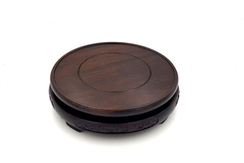 Soporte de madera redondo chino grabado 11,5cm 2