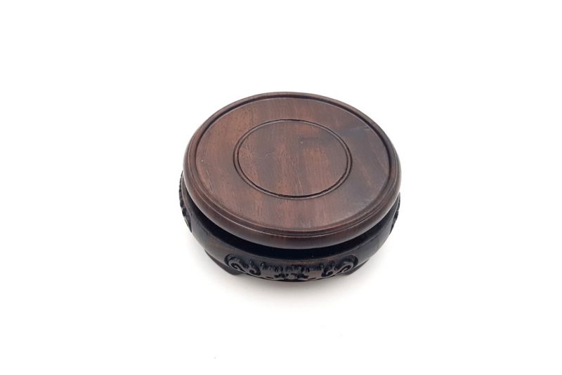 Soporte de madera redondo chino grabado 7cm 3