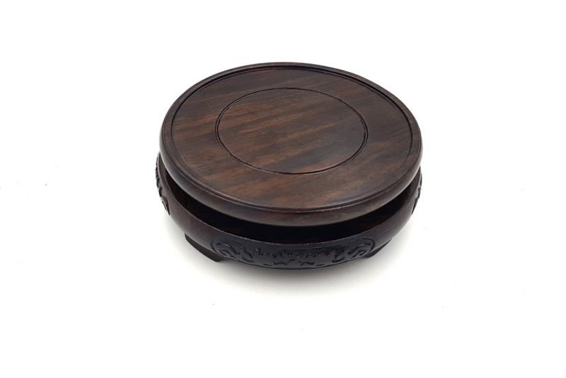 Soporte de madera redondo chino grabado 8,5cm 3