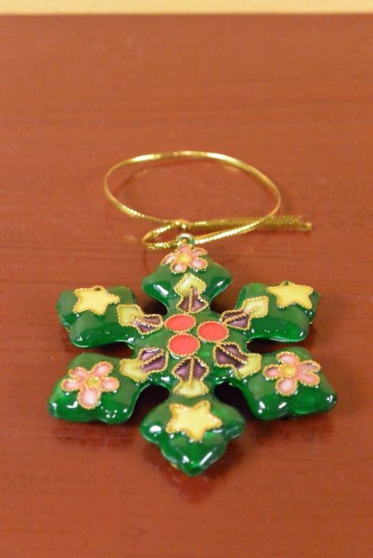 Star in Cloisonné Green 2
