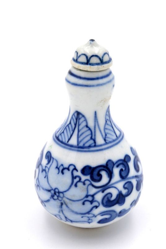 Tabaquera China de Porcelana - arte chino - Blanco y Azul - Flor 1 1