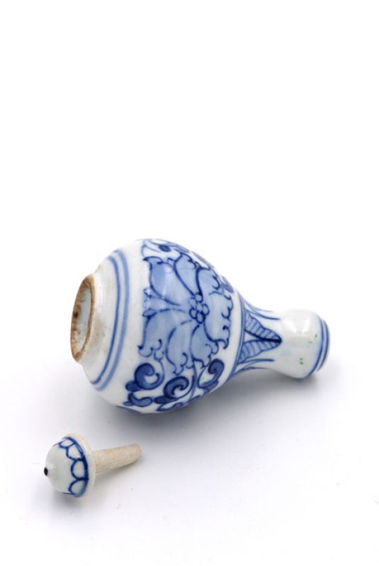 Tabaquera China de Porcelana - arte chino - Blanco y Azul - Flor 1 3