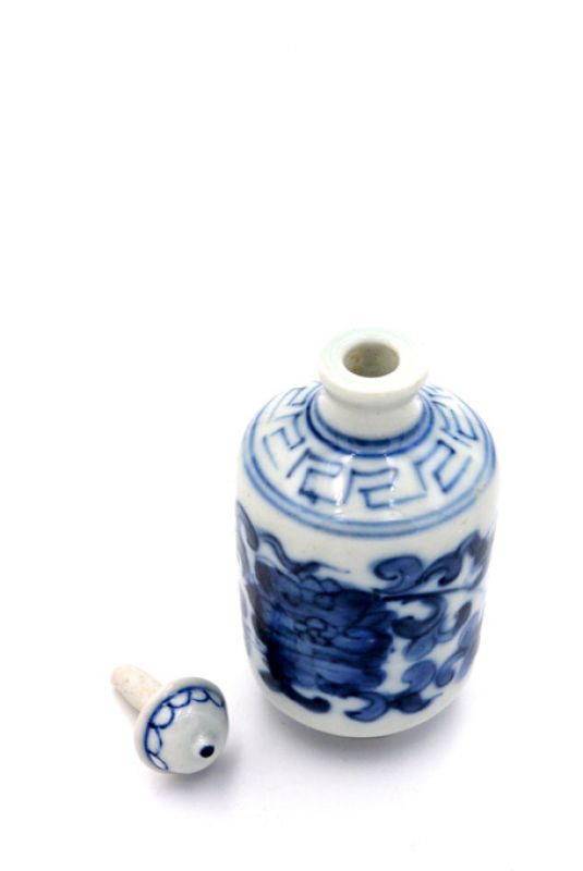 Tabaquera China de Porcelana - arte chino - Blanco y Azul - Flor 3 2