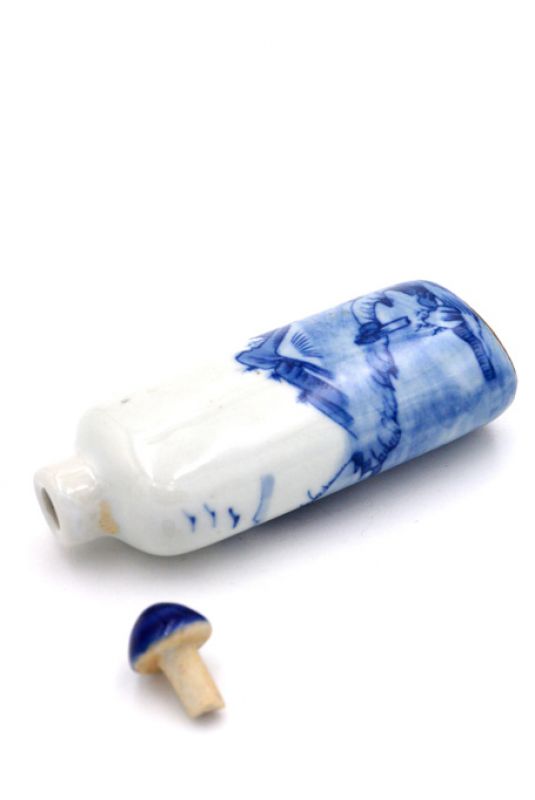 Tabaquera China de Porcelana - arte chino - Blanco y Azul - Paisaje 3 4