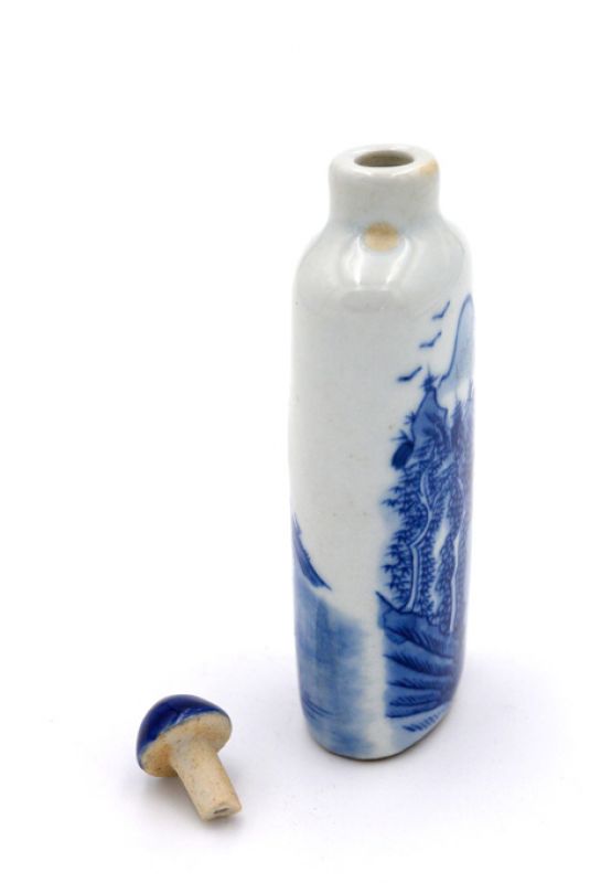 Tabatière Chinoise en Porcelaine - Peinture à la main - Blanc et Bleu - Paysage 3 3