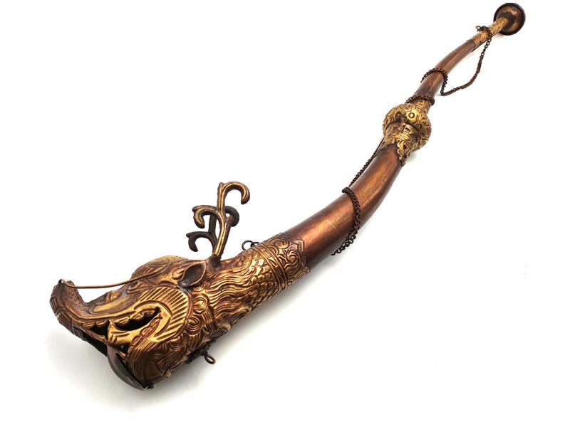 Tibetan Reliquary Dragon Trumpet 1