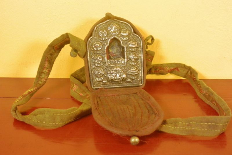 Tibetan Reliquary Portable Altar Shrine Prayer Box 1