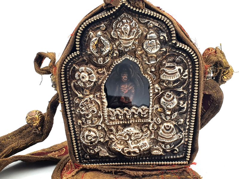 Tibetan Reliquary - Tibetan travel buddha - Tibetan art 2