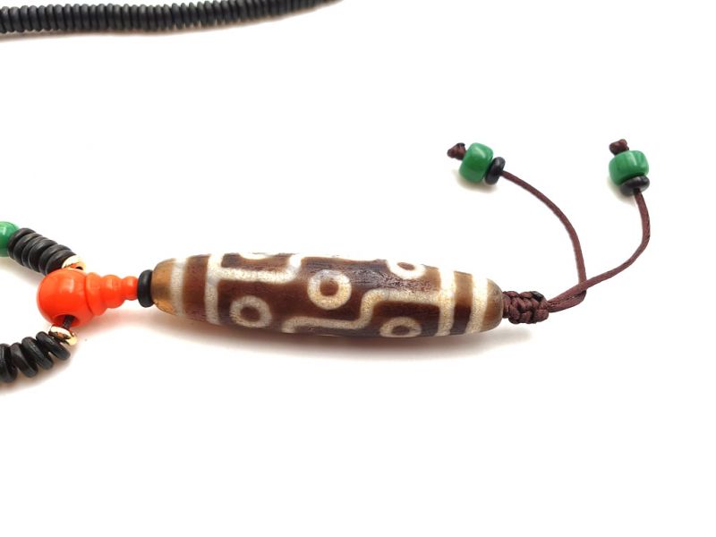 Tibetischer Schmuck Mâlâ in Steinperlen - Tibetischer Schmuck Mâlâ in Holzperlen und Dzi Pearl in Achat 3