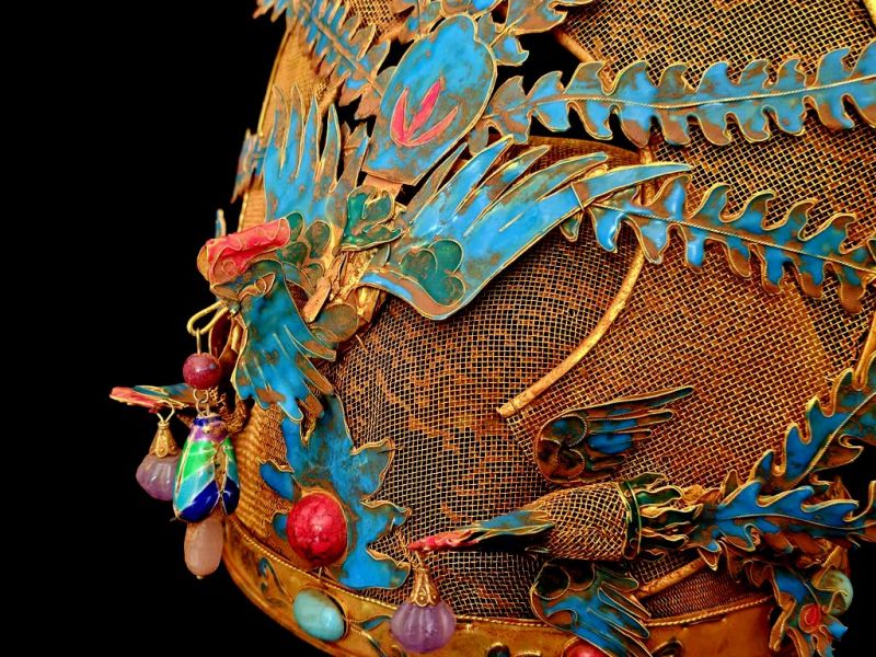 Tocado Teatral de la Emperatriz Qing con Plumas de Fénix y Esmaltes Turquesa 3