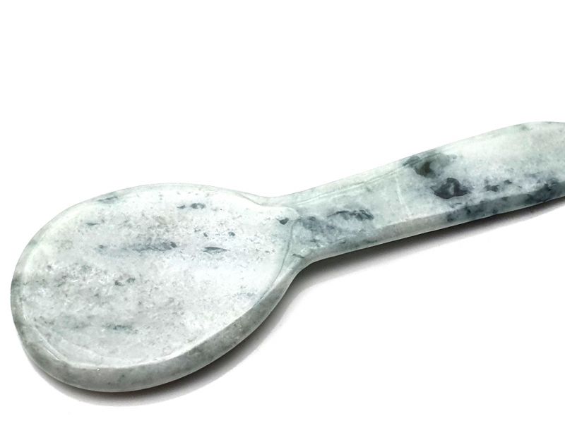 Traditional Chinese Medicine - Gua Sha Jade Spoon - White and Green spotted 2